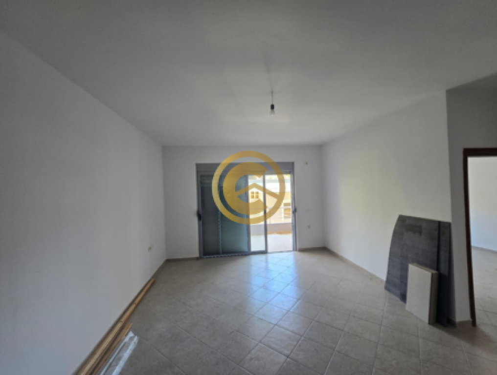 Apartament 2+1 në shitje në Sarandë – 81.5 m², kati i dytë