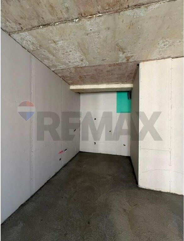 Apartament - Për Shitje - Rruga Ali Demi, Tiranë