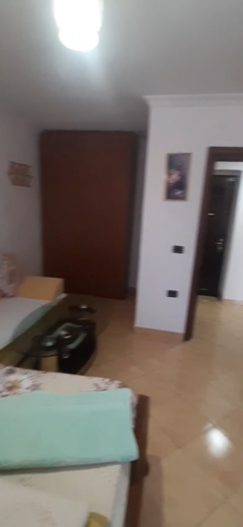 Appartamento 2+1 adatto per affitto Ospedale sotto il marciapiede !