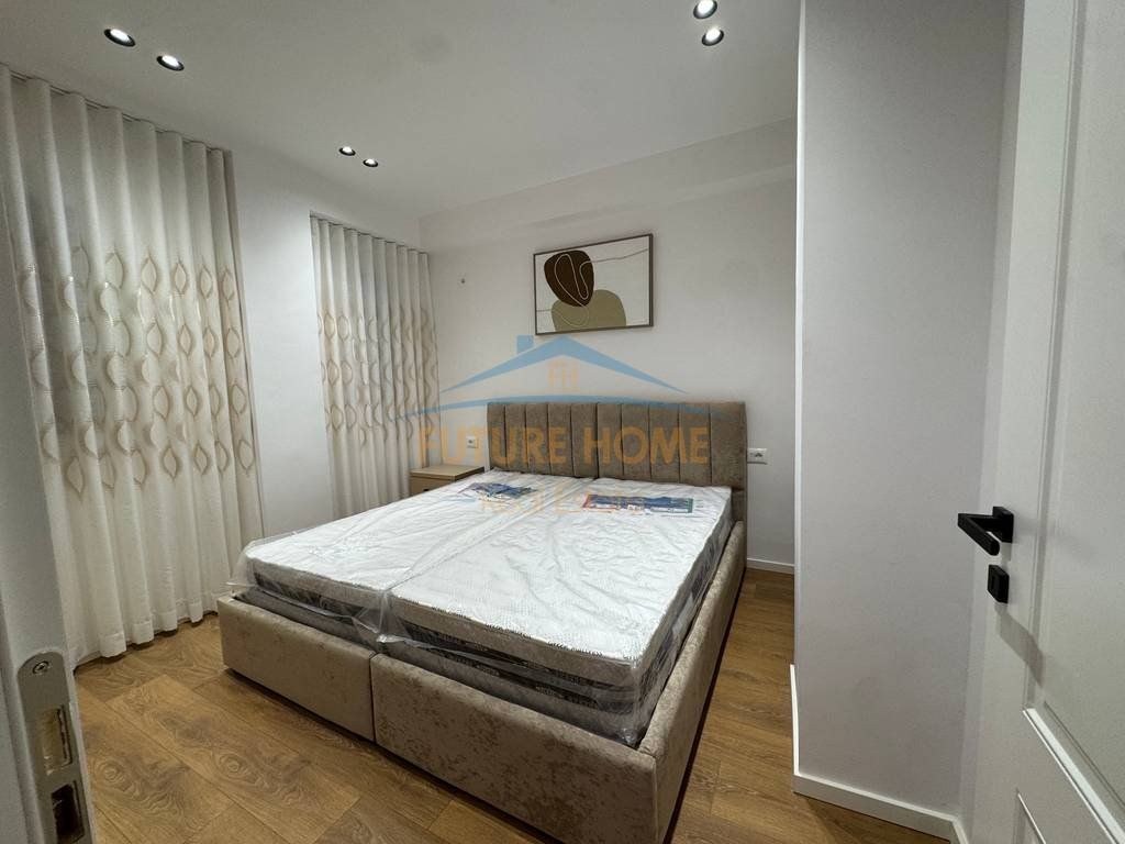 Shitet, Apartament 1+1, 21 Dhjetori, Tiranë