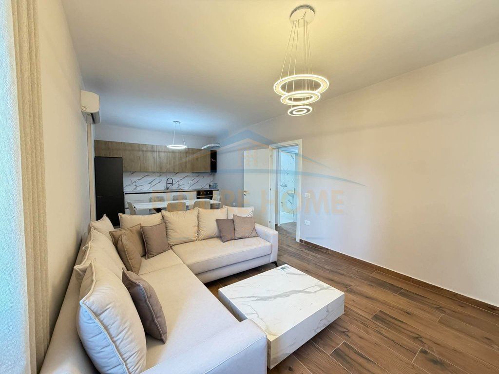 Shitet, Apartament 2+1+2, Oasis Residence, Unaza e Re