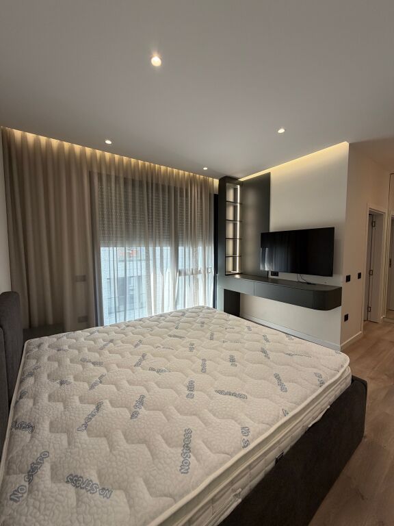 Jepet me qira apartament 2+1+2 – Liqeni i Thatë