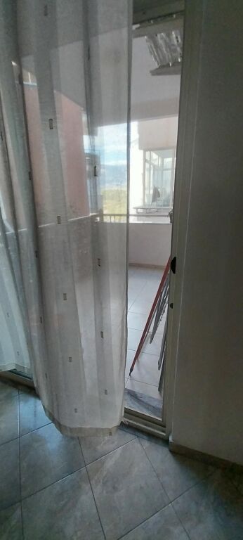 Qera | Apartament 1 + 1 | Liqeni i Thatë | 550 €/muaj