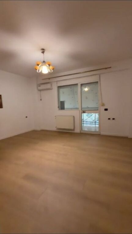 APARTMENT 2+1 90,000 LEKE BLLOK