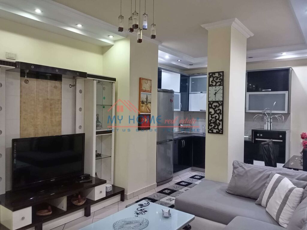 Apartament 2+1 Me Qera Prane Kompleksit Deliorgji Tirane