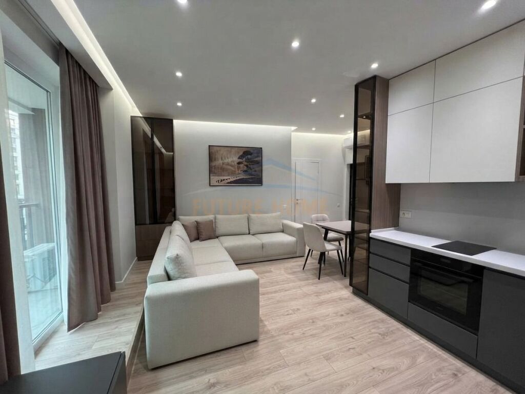 Affitto, Appartamento 1+1+Posto Auto, Golden Tower Residence, Via Mine Peza