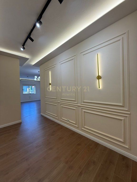 SHITET APARTAMENT 1+1 TEK ISH RAJONI LAGJA 6 DURRES !