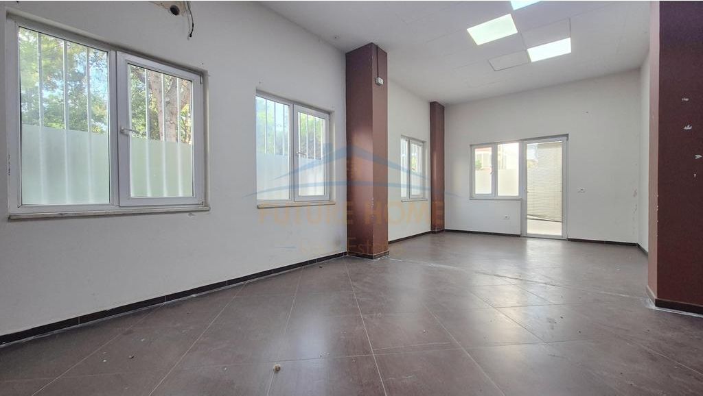 Rent,Business Unit,Dibra Street, +2 Parking Spaces