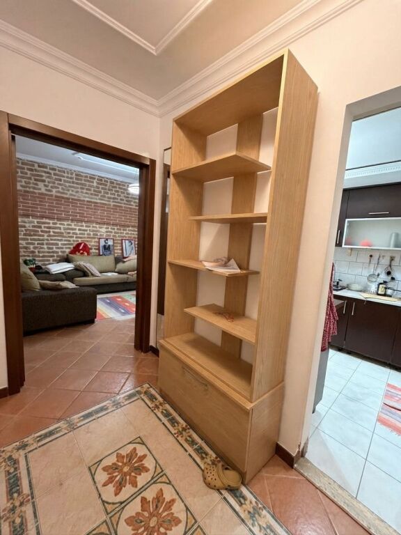 JEPET ME QERA APARTAMENT 1+1 – Rruga "Myslym Shyri"