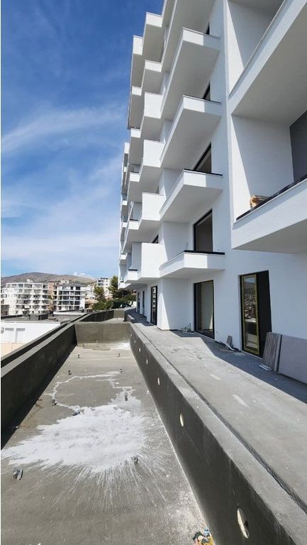 SARANDË, SHESIM APARTAMENT 2+1 ME PAMJE NGA DETI 327,000 € 30,000,000 Lekë