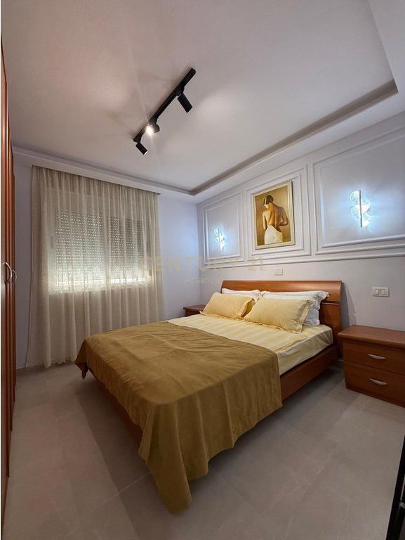 SHITET APARTAMENT 1+1 TEK SHKEMBI I KAVAJES VIJE E PARE ME DETIN ME PAMJE DETI !