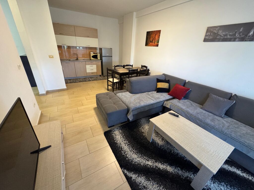 Appartamento 1+1 in affitto vicino al Giardino Botanico presso Pastel (ID 42111522)