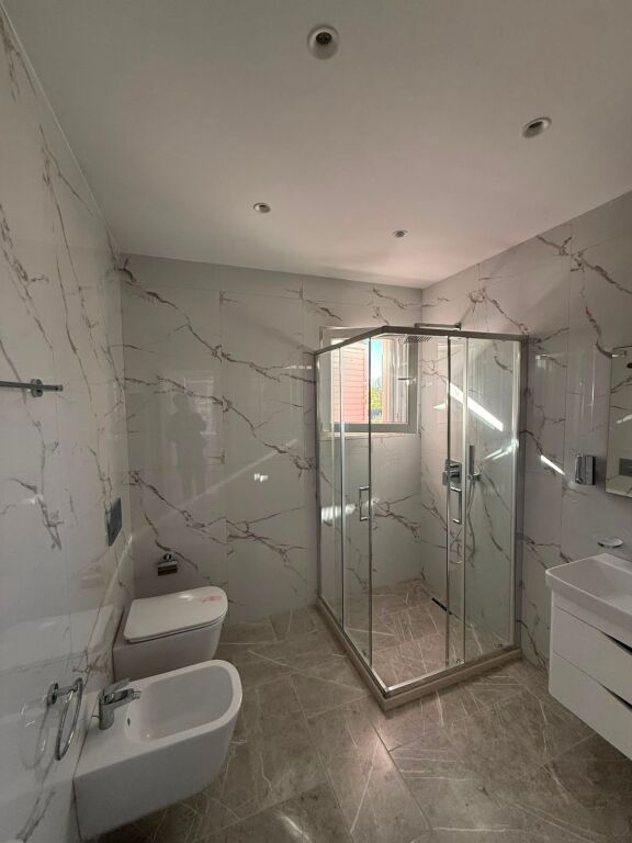 🏡 JEPET ME QIRA VILË – MJULL BATHORE