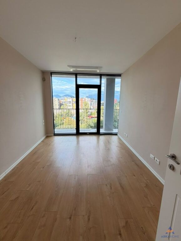 FOR RENT APARTMENT 2+1+2+BALCONY+PARKING SPACE FOR OFFICES/RESIDENCE "TE LAKE VIEW RESIDENCE" 1600 EURO