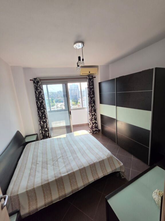 Rent | Apartament 3 + 1 + Garazhd | Brryli | 850 €/month