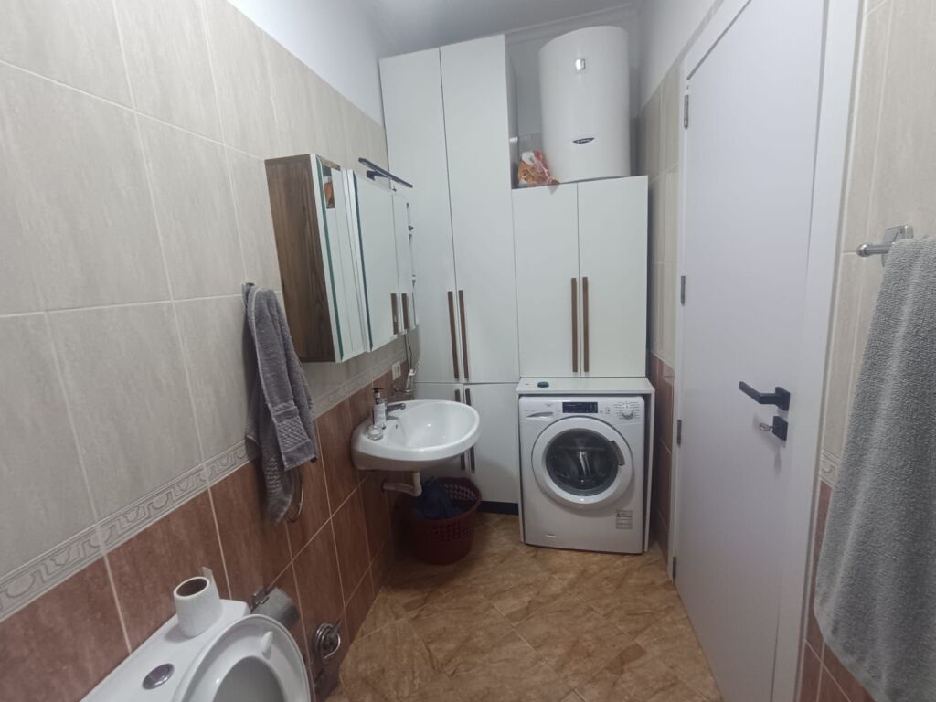 Shitet, Apartament 1+1, Astir, Tirane.