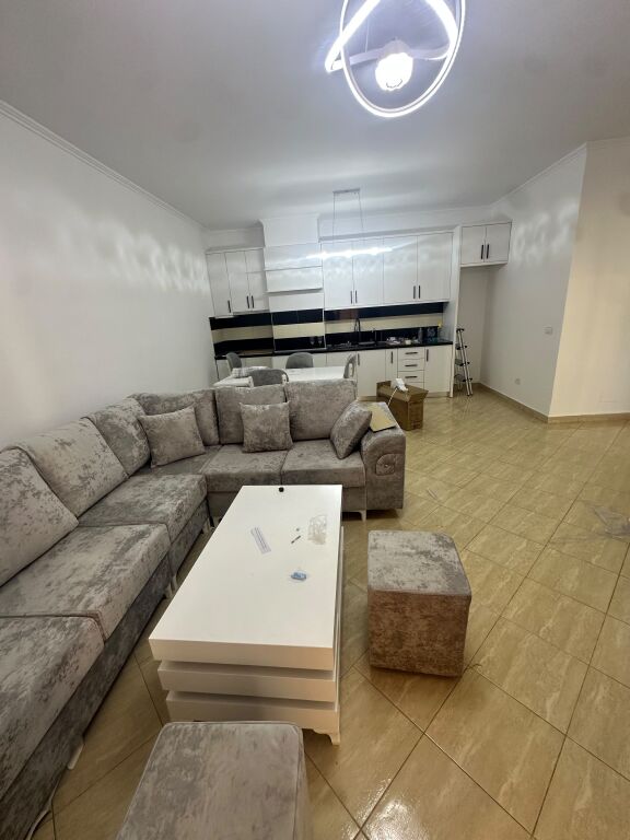 Apartment 1+1 for rent near the Terminal for 45,000 lek