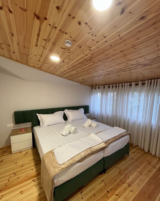 Qera | Vilë 2 + 1 | Rruga Dyseldorf | 600 €/muaj