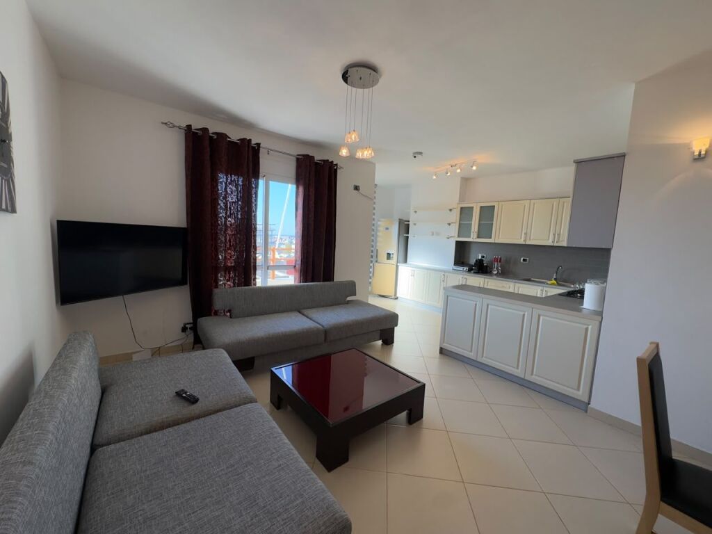 APARTAMENT 2+1+2 ME QIRA – STACIONI I TRENIT