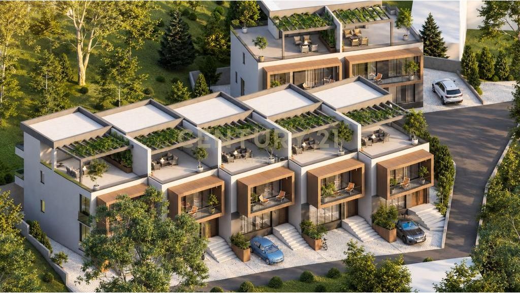 Vilë 3-Katëshe me Pamje Deti në Golem, Durrës – Pagesë me Këste