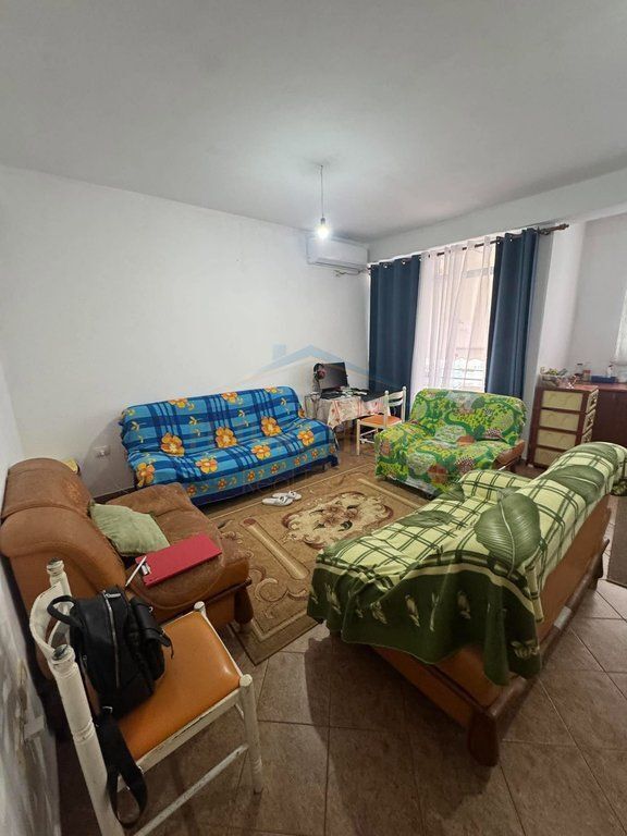 Shitet,Apartament 2+1+2,Unaza e Re