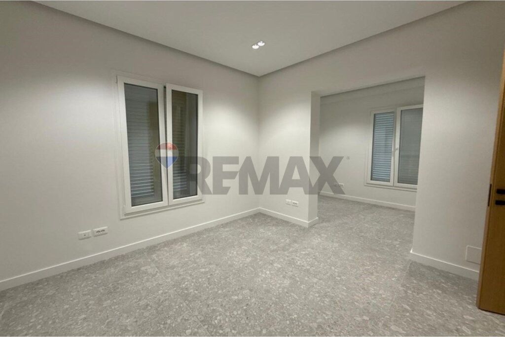 Zyrë - Për Qira - Liceu Artistik, Tiranë(ID: 530181095-255)