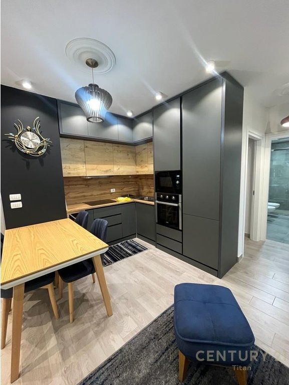 Jepet me qira apartament 2+1+2 ne Fiori Di Bosko
