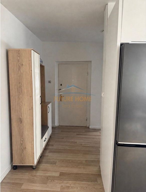 In vendita, Appartamento 1+1, Via Bardhyl, Tirana