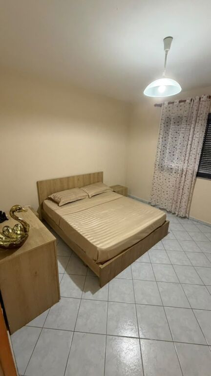 JEPET ME QERA APARTAMENT 1+1 STACIONI I PARE PLAZH, DURRES