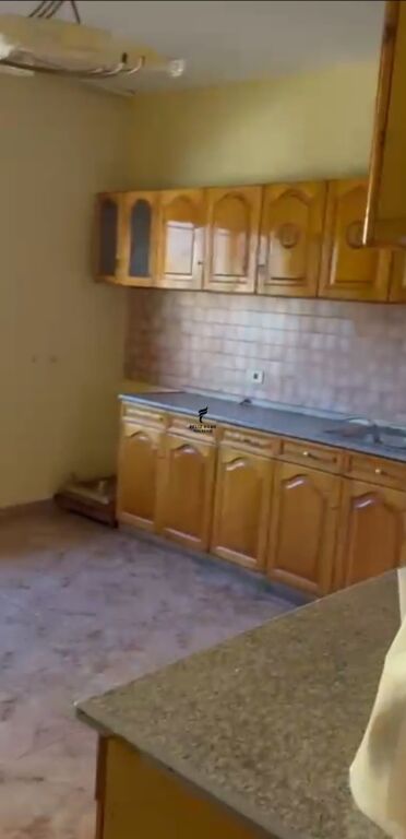 VILLA IN AFFITTO 3 PIANI ALLIAS 200.000 LEKE FH-95136
