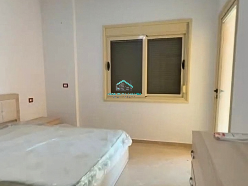 APARTAMENT 1+1 NË SHITJE – LUNGOMARE, VLORË
