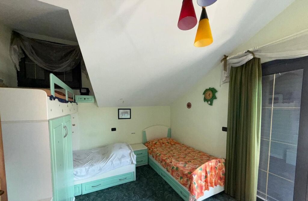 Shitje | Vilë 4 + 1 | Golem, Fshati turistik Mondi i Rikes | 500000 €