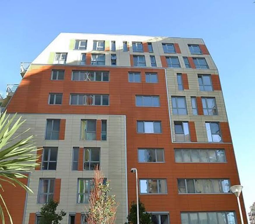 In vendita, Appartamento 2+1+2+Ripostiglio, Residenza Ambasciatore 2, Tirana.