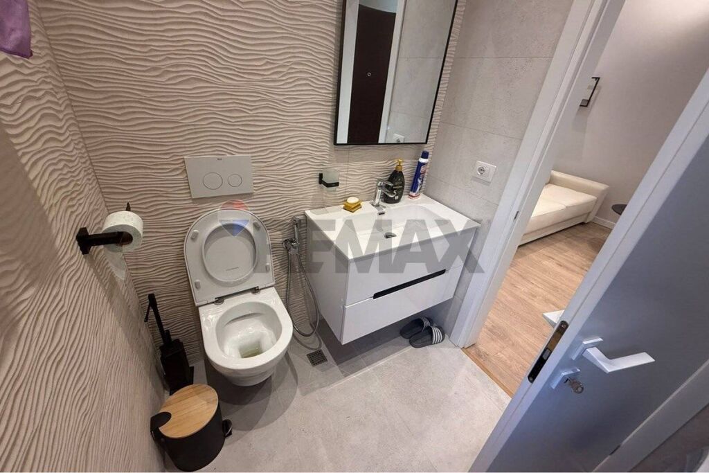 Apartament 1+1 me qera tek Kopshti Botanik