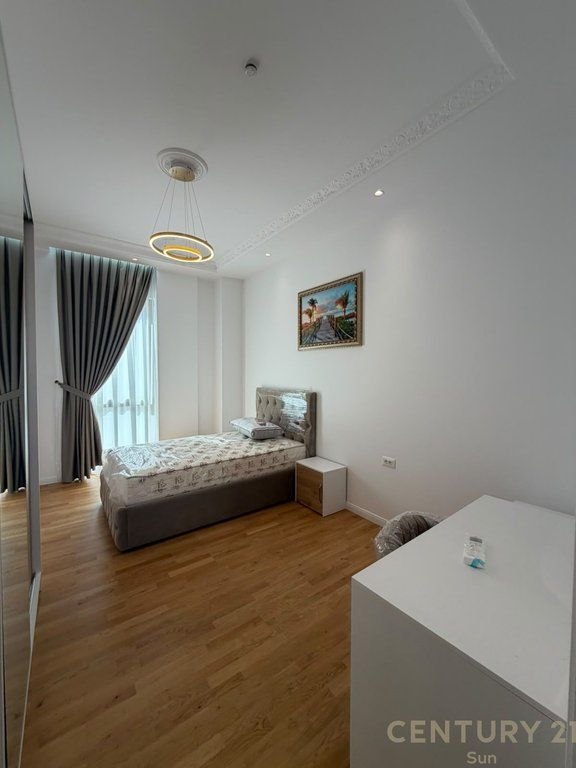 VILE ME QIRA TEK TEGU ! 3,500 € /Muaj