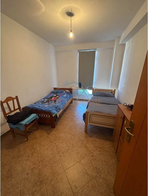 Shitet,Apartament 2+1+2,Unaza e Re