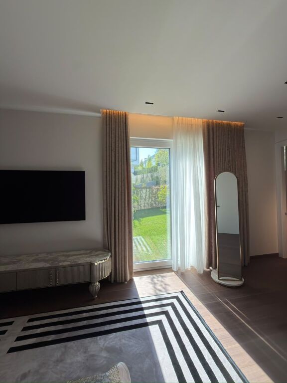 SHITET VILË PREMIUM 3-KATËSHE | FOREST RESIDENCE
