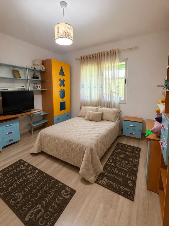 Apartament 2+1 me qera Ali Demi