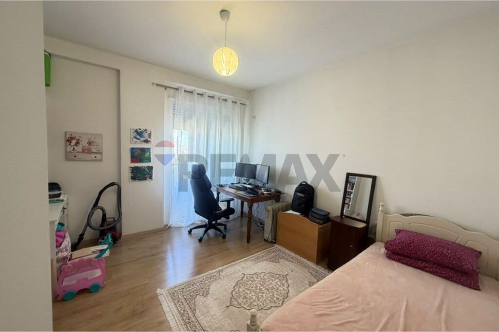 Apartament 2+1+2 per shitje Kinostudio