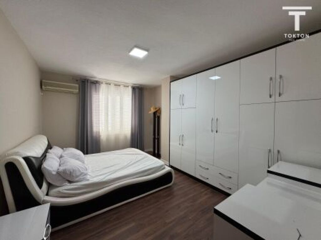 SHITET, APARTAMENT 3+1+2, KOMUNA E PARISIT, TIRANË
