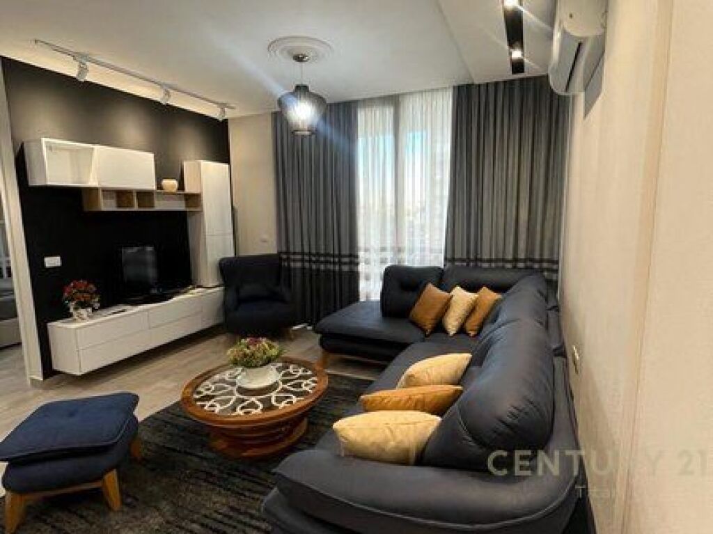 Jepet me qira apartament 2+1+2 ne Fiori Di Bosko