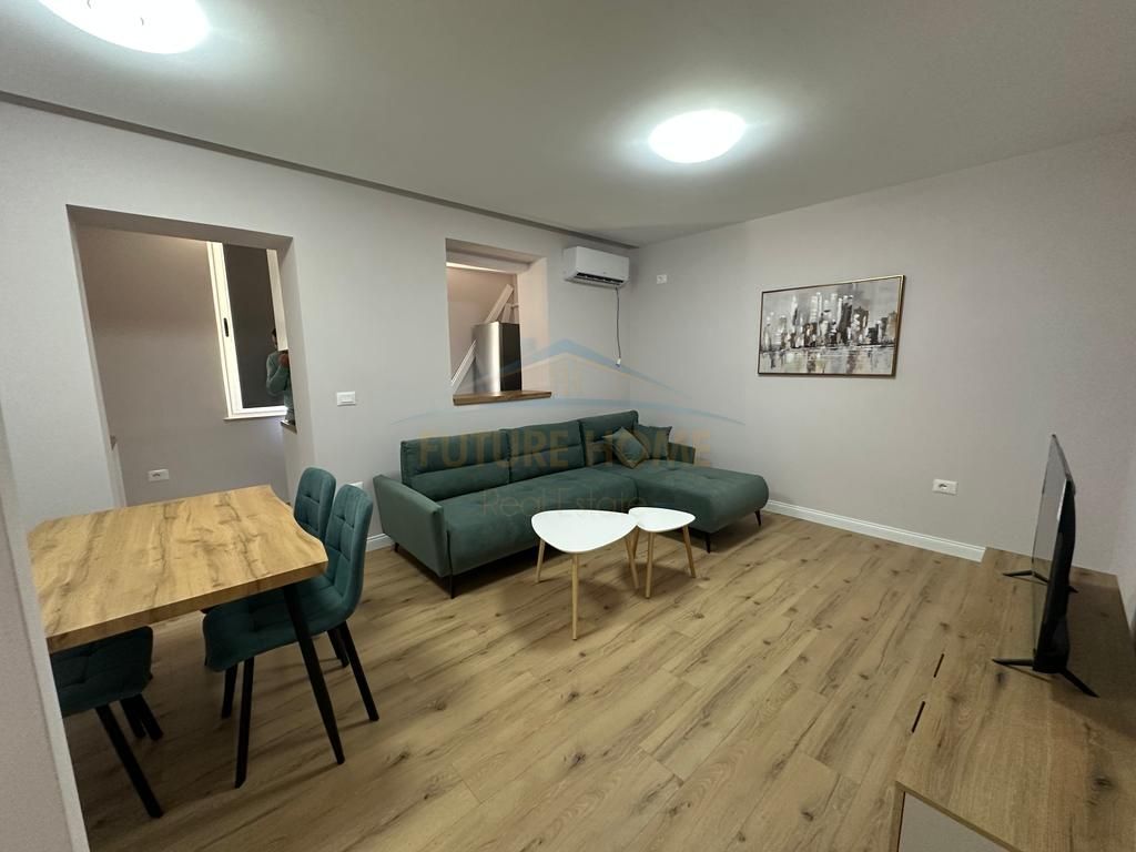 For sale, Apartment 1+1, Ali Demi, School 1 May, Tirana