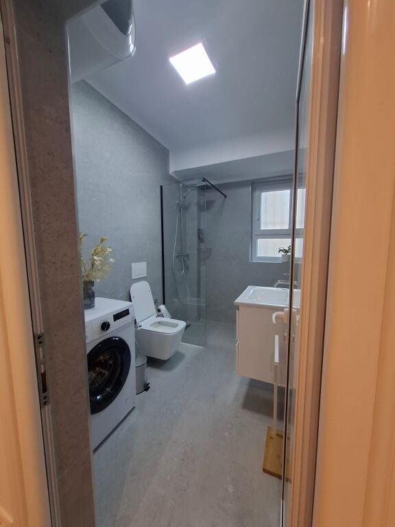 🏡 APPARTAMENTO 1+1 IN AFFITTO – EX RISTORANTE DURRËSI