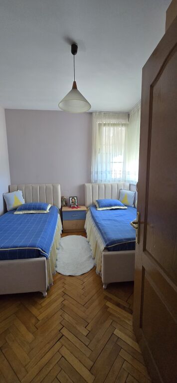 Apartament ne shitje