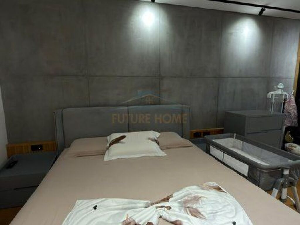 In vendita, Appartamento 2+1+2+ Posto Auto, G&amp;P Residence, Selite, Tirana