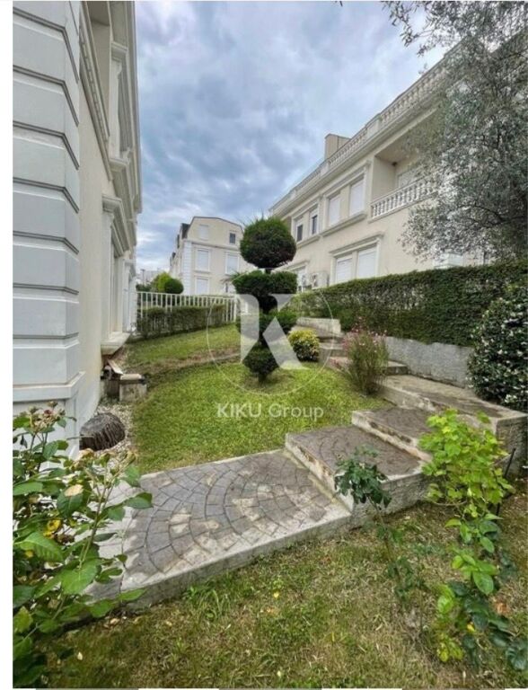 2-storey villa, white house teg, 2500 euros negotiable