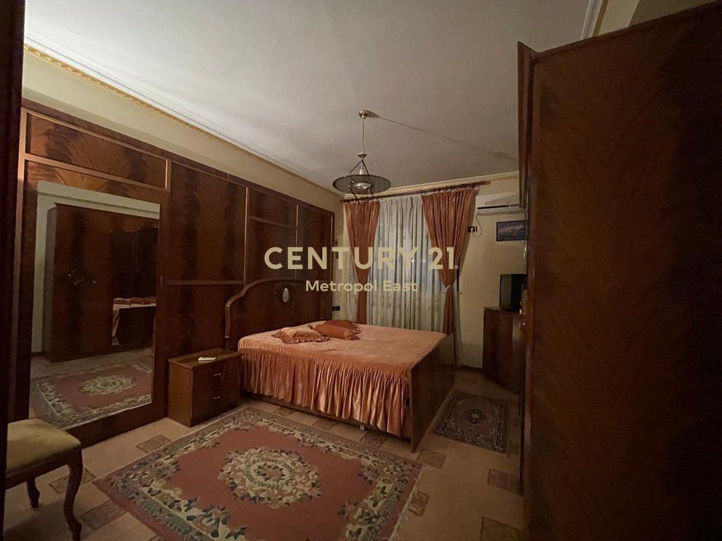 FOR RENT 2+1+2 APARTMENT IN THE ISH-BLLOKU AREA 1,000 € /Month