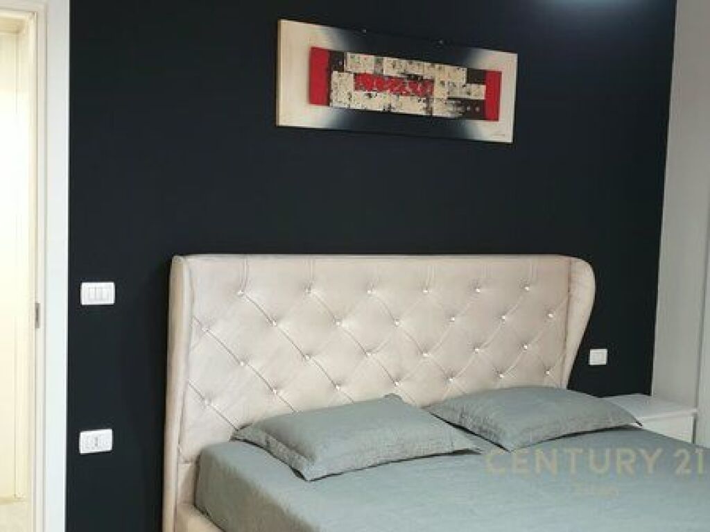 Jepet me qira apartament 2+1+2 ne Fiori Di Bosko