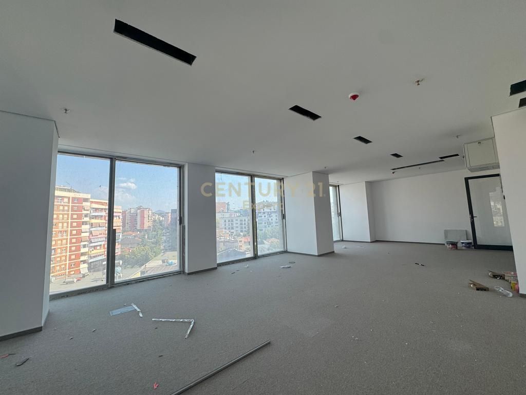 OFFICE SPACE FOR RENT AT DOWNTOWN ONE