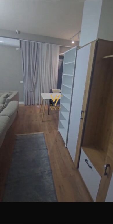 JEPET APARTAMENT 1+1+BLK ME QIRA NE QENDER 70.000 LEKE